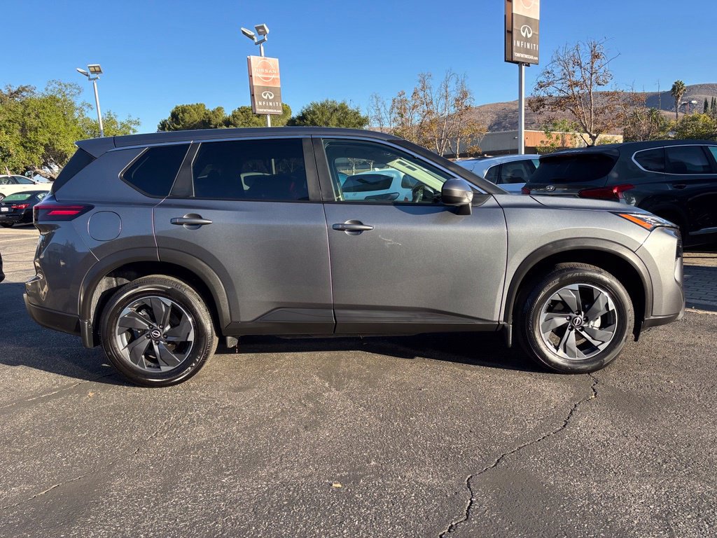 Certified 2026 Nissan Rogue SV FWD image 2
