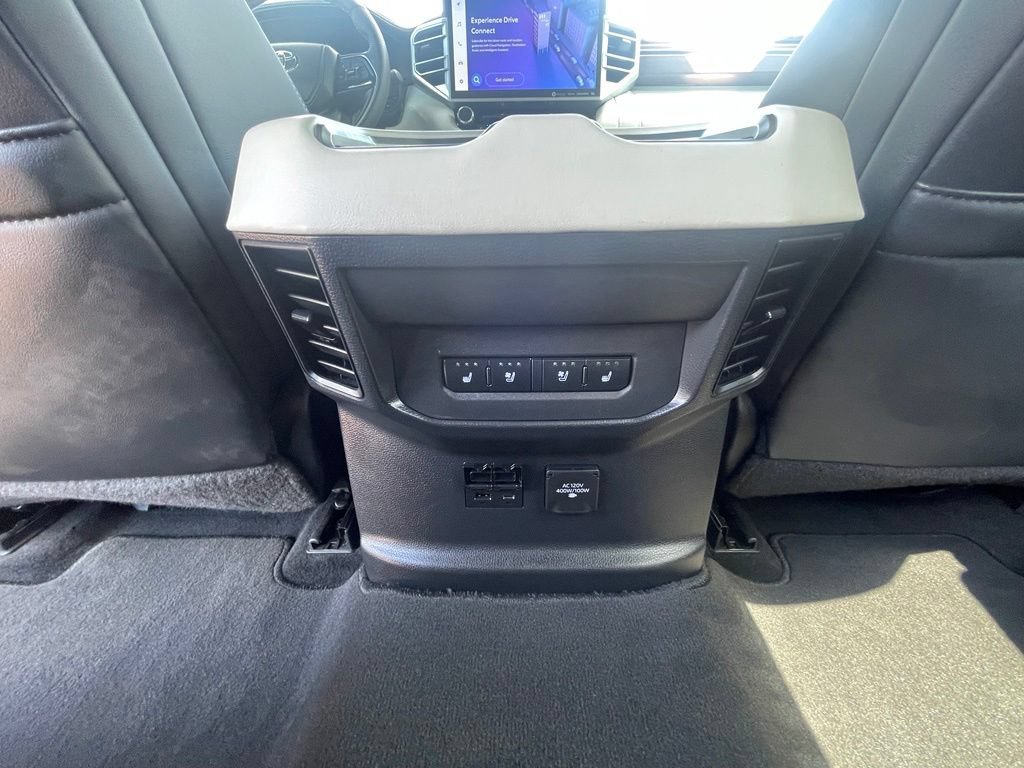 Used 2024 Toyota Tundra Capstone AWD/4WD image 29