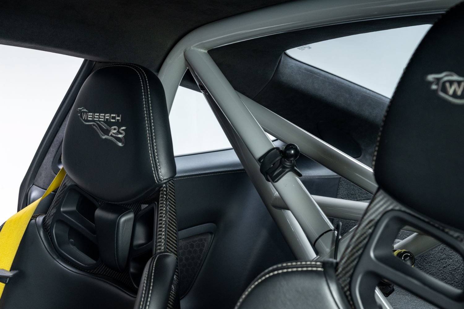 Used 2018 Porsche 911 GT2 RS RWD image 63