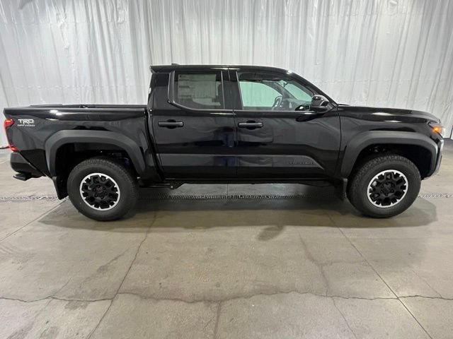 New 2026 Toyota Tacoma TRD Off-Road AWD/4WD image 2
