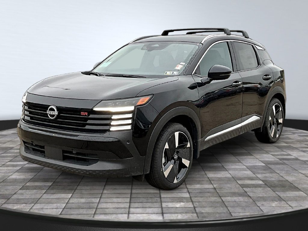 New 2026 Nissan Kicks SR w/ Cold Weather Package