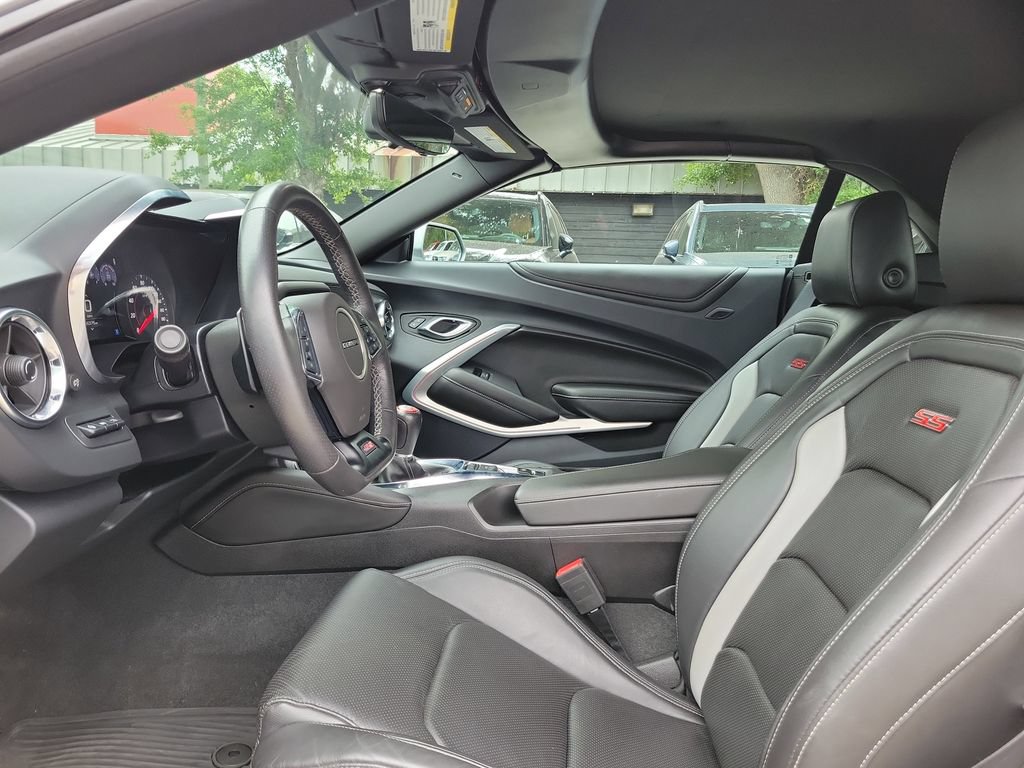 Used 2024 Chevrolet Camaro SS RWD image 2
