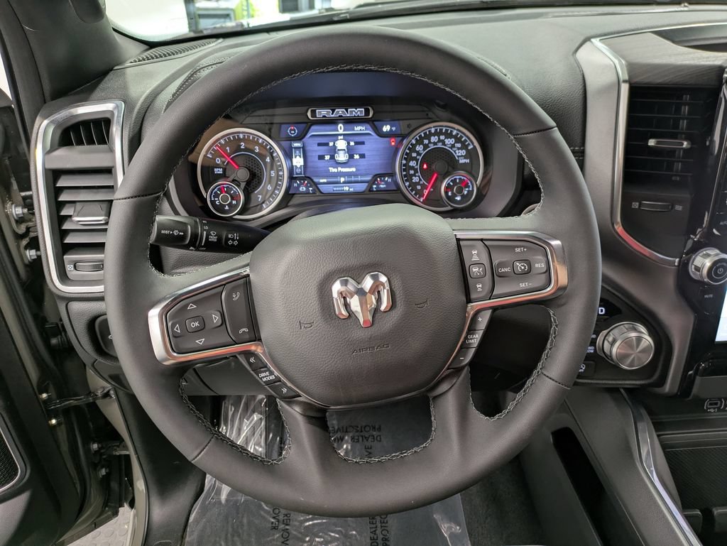 Used 2026 RAM 1500 Laramie AWD/4WD image 22