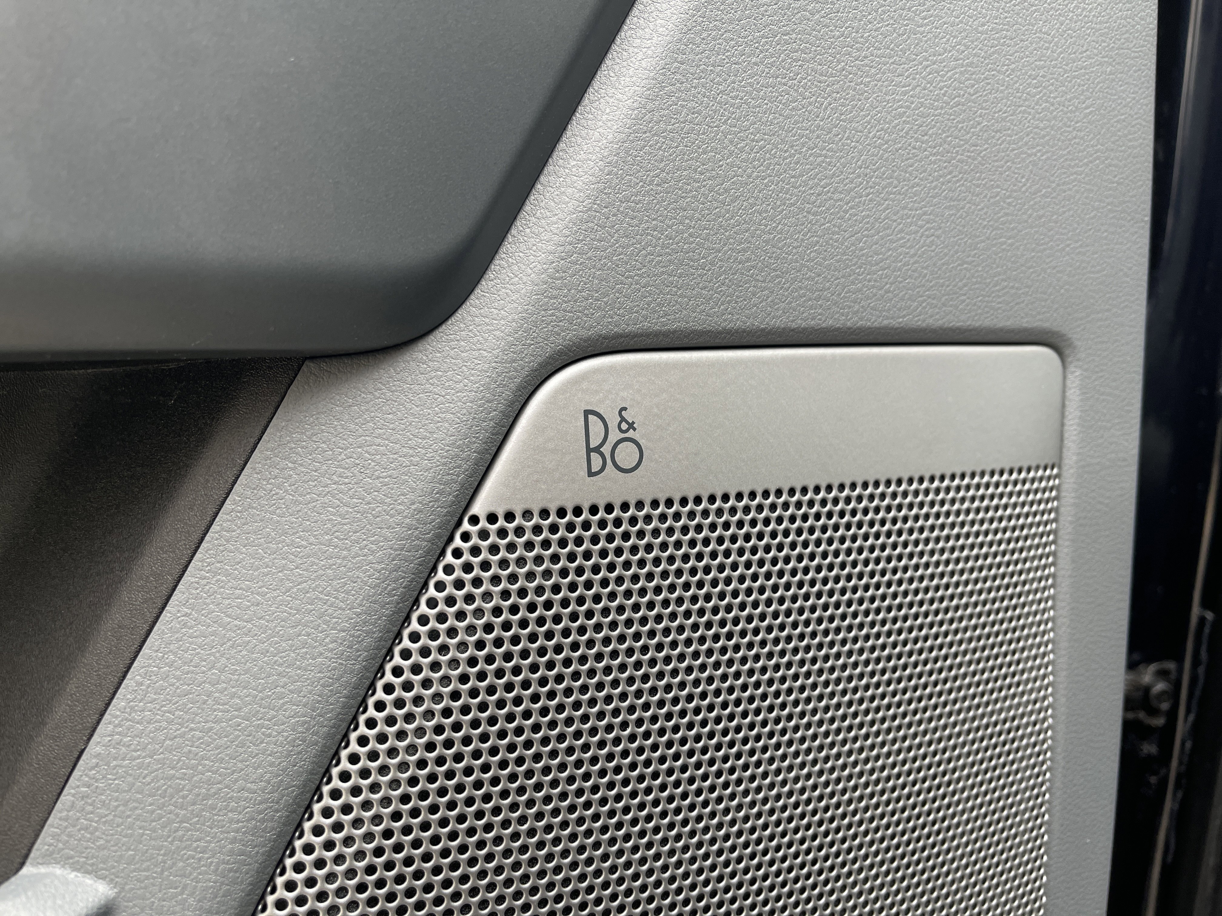 Used 2022 Ford F150 XLT w/ Equipment Group 302A High image 13