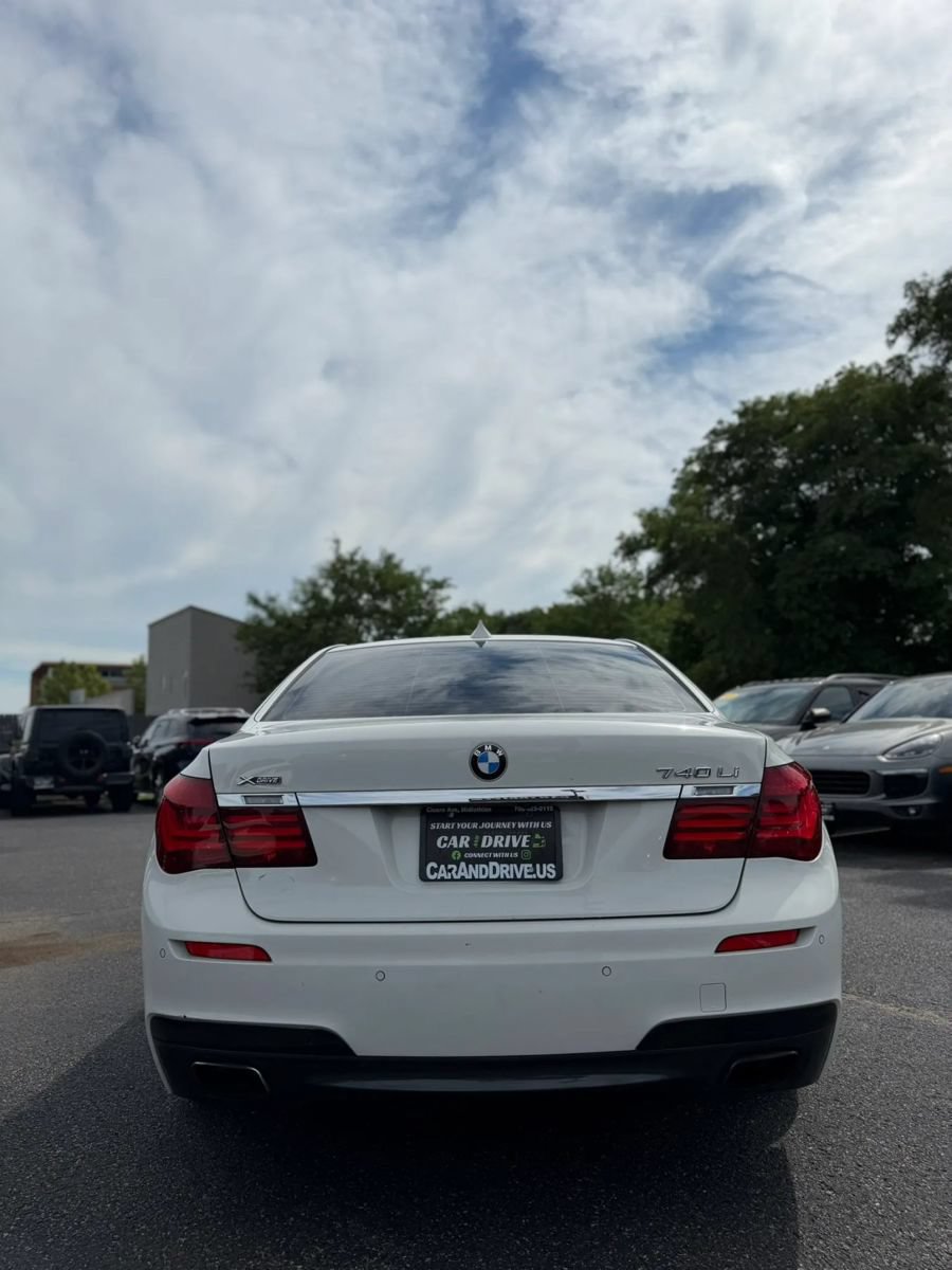 Used 2013 BMW 740Li xDrive AWD/4WD image 4