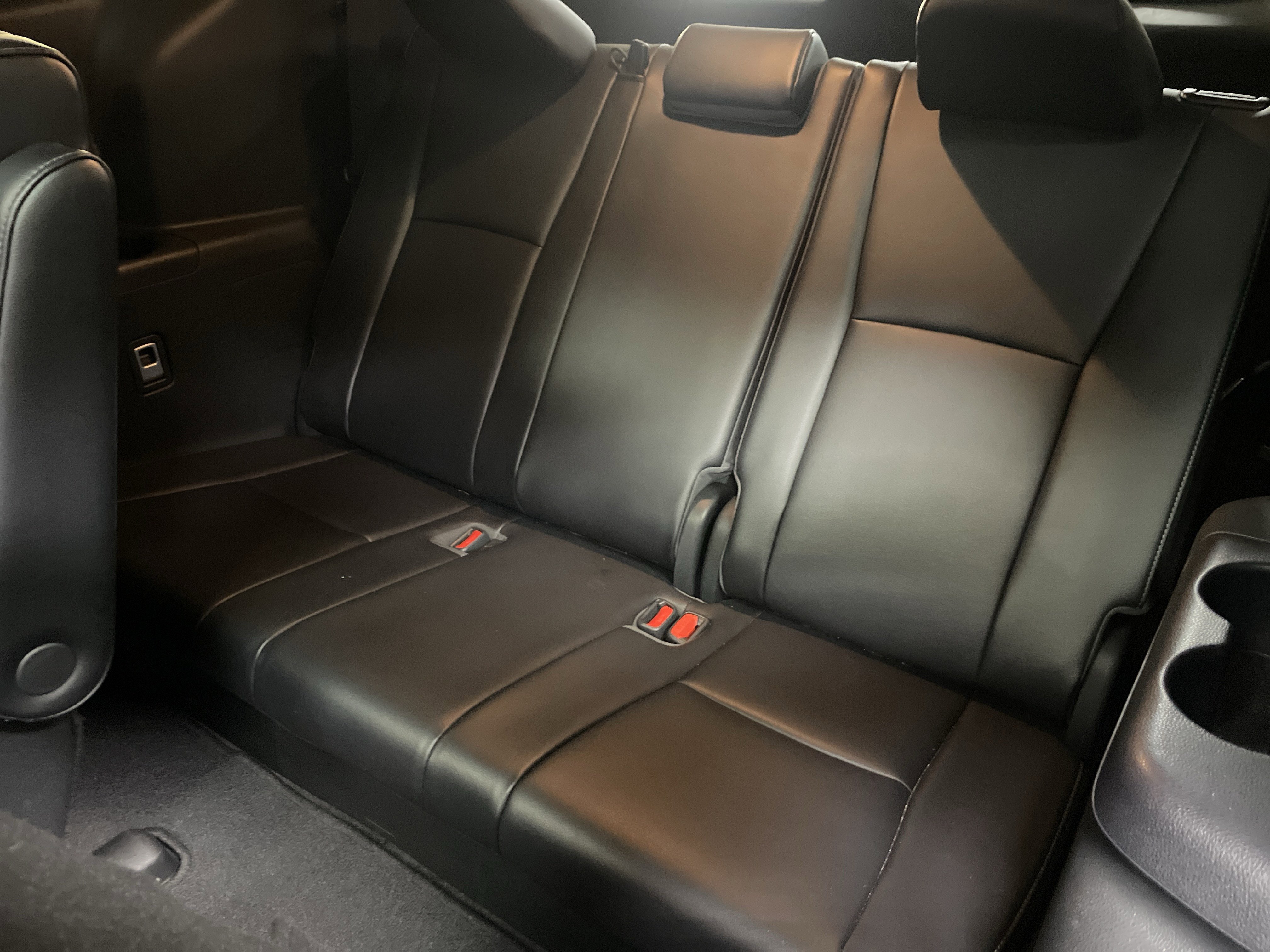 Used 2023 Toyota Highlander Platinum FWD image 33