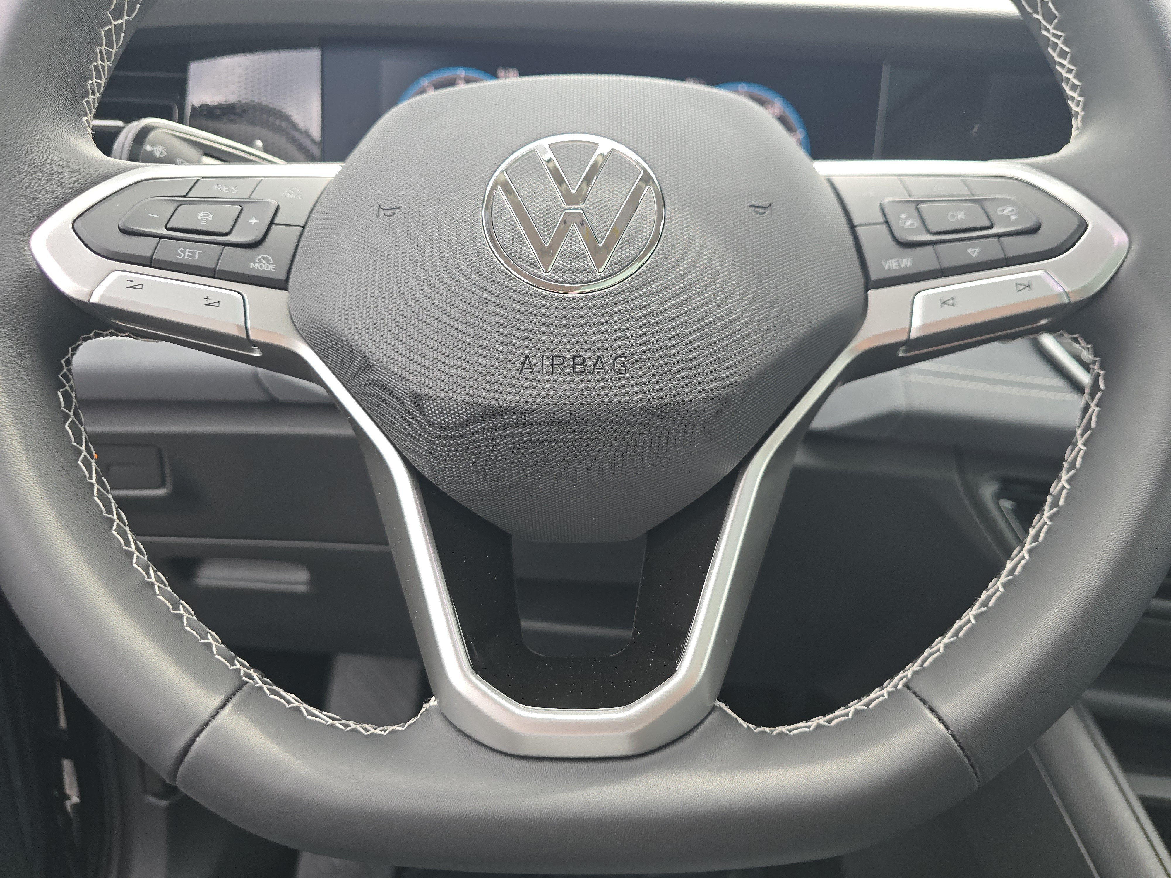 New 2026 Volkswagen Tiguan SE AWD/4WD image 21