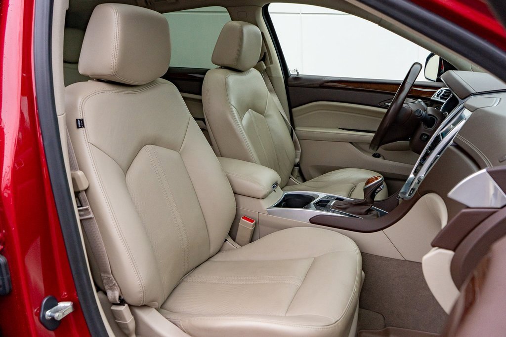 Used 2014 Cadillac SRX Luxury w/ Driver Awareness Package image 22