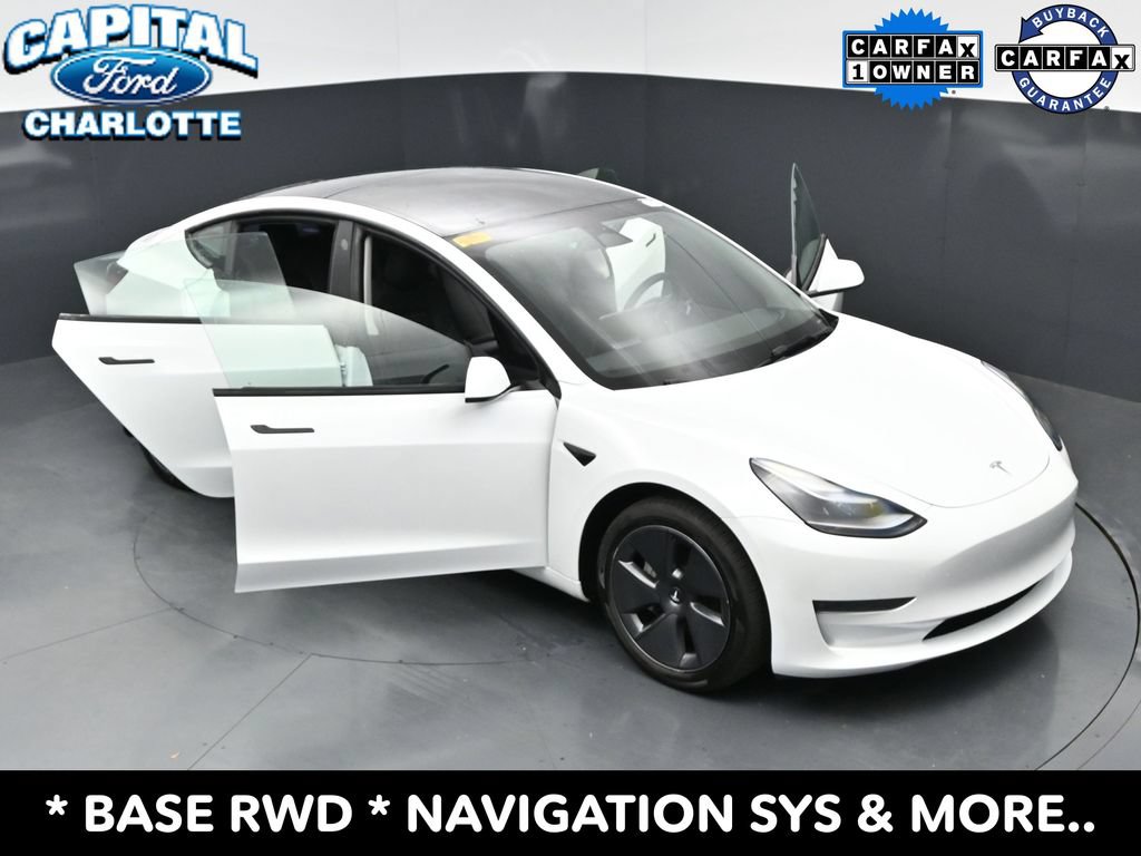 Used 2023 Tesla Model 3 Standard Range RWD image 31