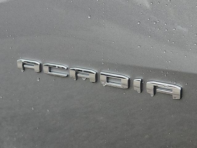 New 2026 GMC Acadia Elevation w/ Elevation Premium Package FWD image 20