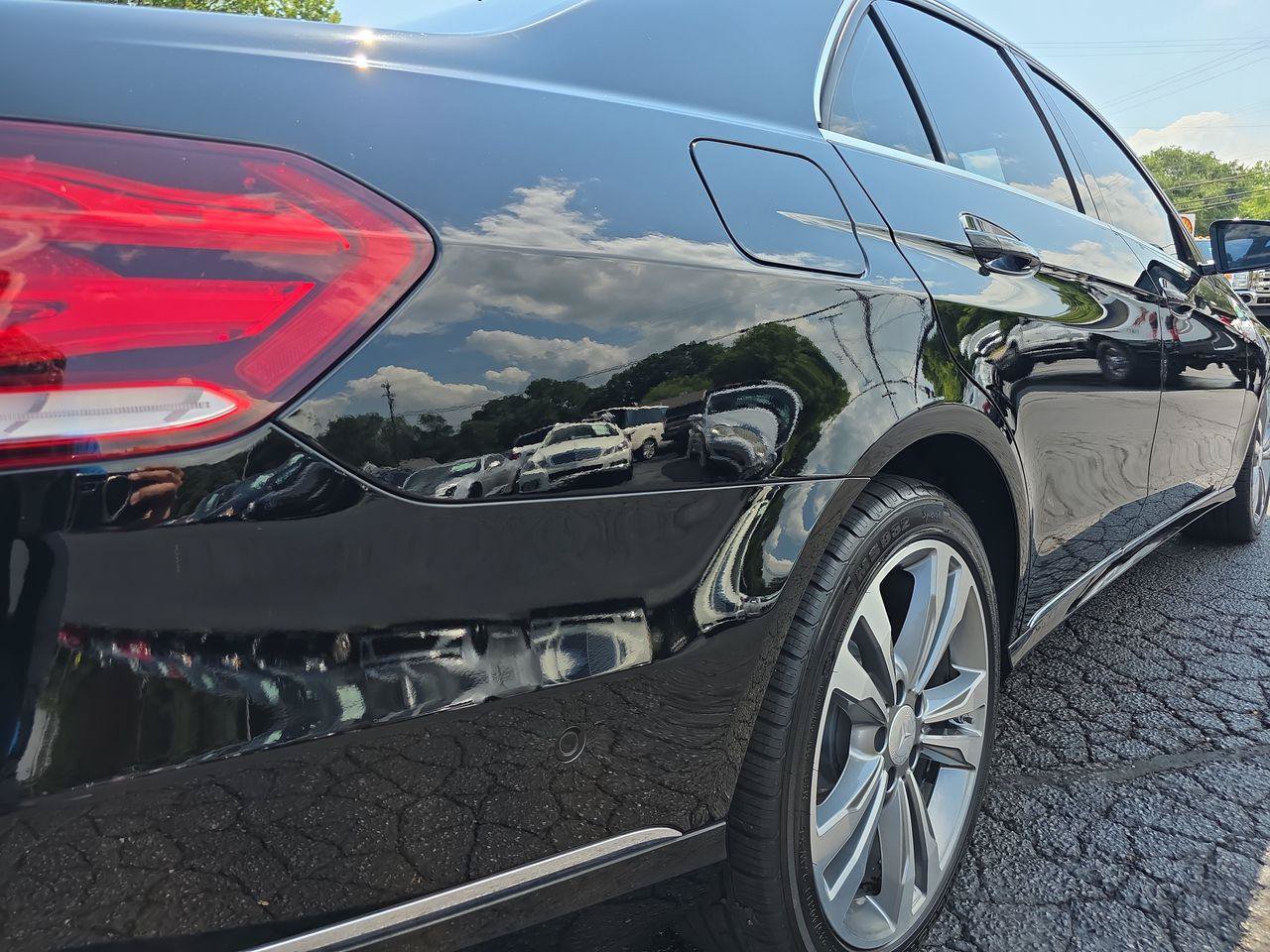 Used 2014 Mercedes-Benz E 350 4MATIC Sedan w/ Premium 1 Package image 34