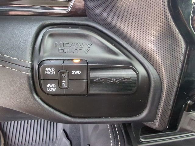 Used 2023 RAM 2500 Limited image 33