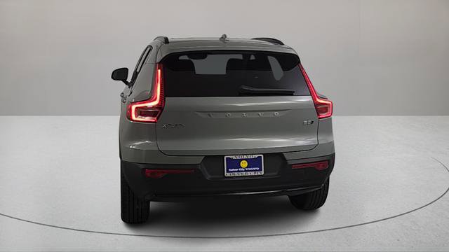 Certified 2026 Volvo XC40 B5 Plus w/ Protection Package Premier AWD/4WD image 5