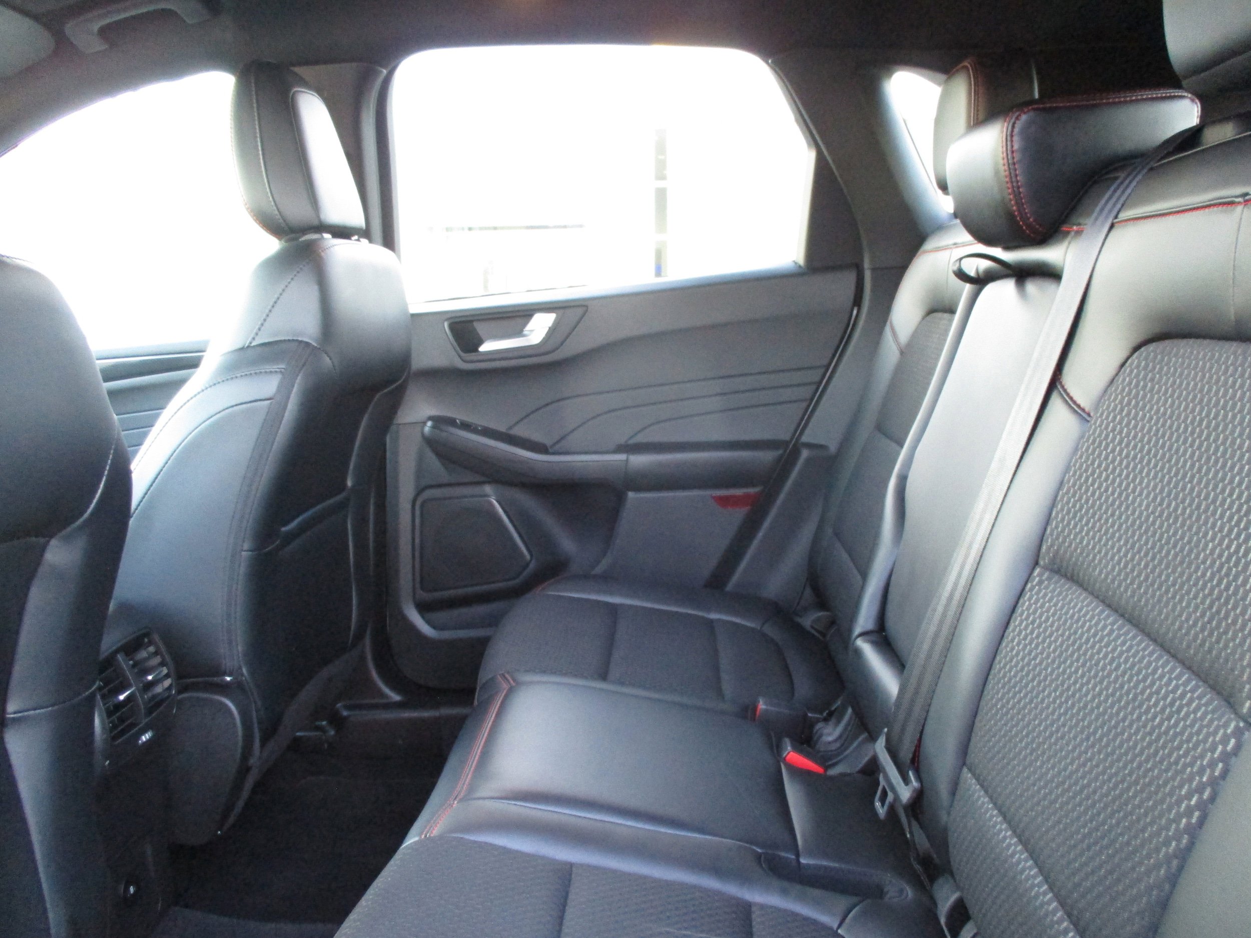 Used 2023 Ford Escape ST-Line w/ Tech Pack #1 image 38