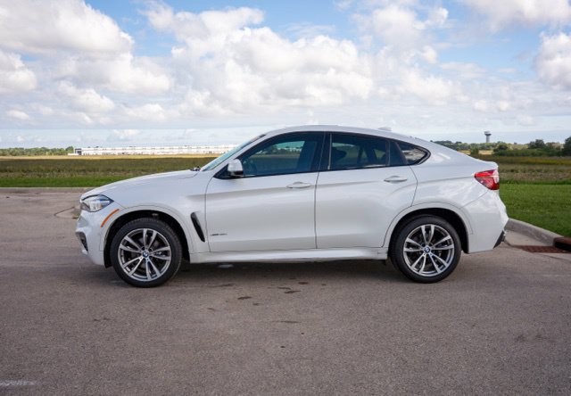 Used 2017 BMW X6 xDrive40i w/ Premium Package Enhanced AWD/4WD image 4