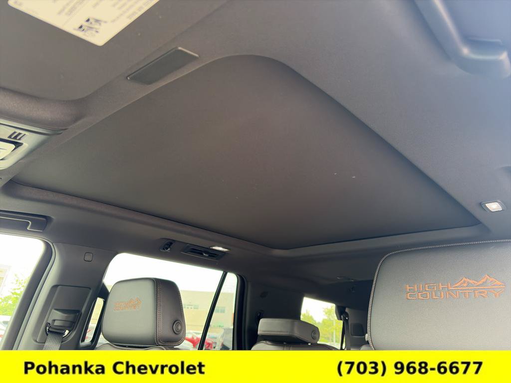 New 2026 Chevrolet Tahoe High Country AWD/4WD image 20