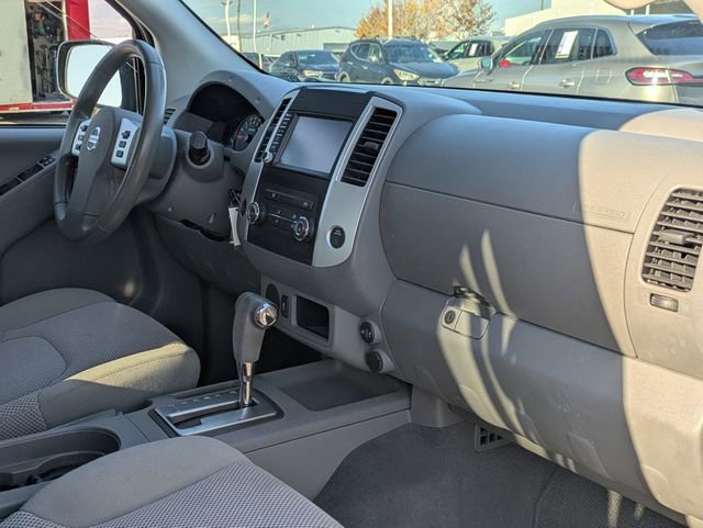 Used 2019 Nissan Frontier SV image 31