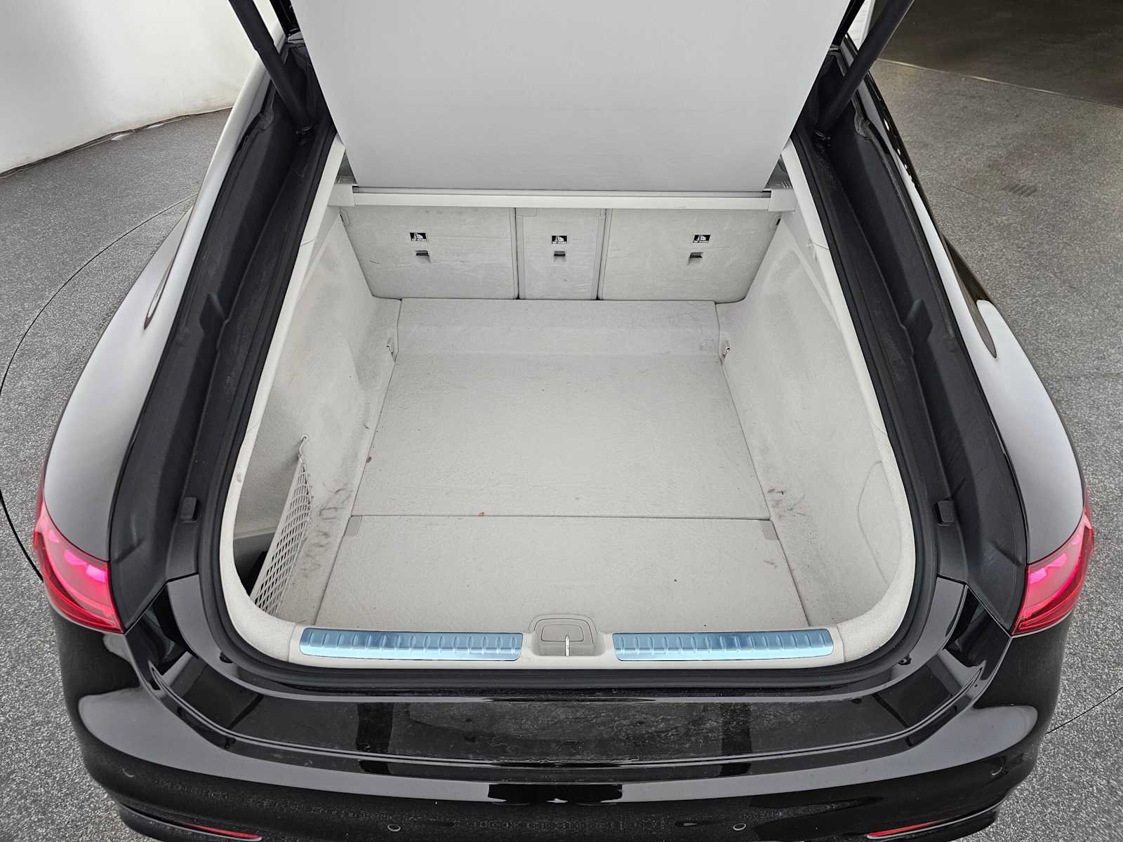 Used 2023 Mercedes-Benz EQS 450+ Sedan image 17