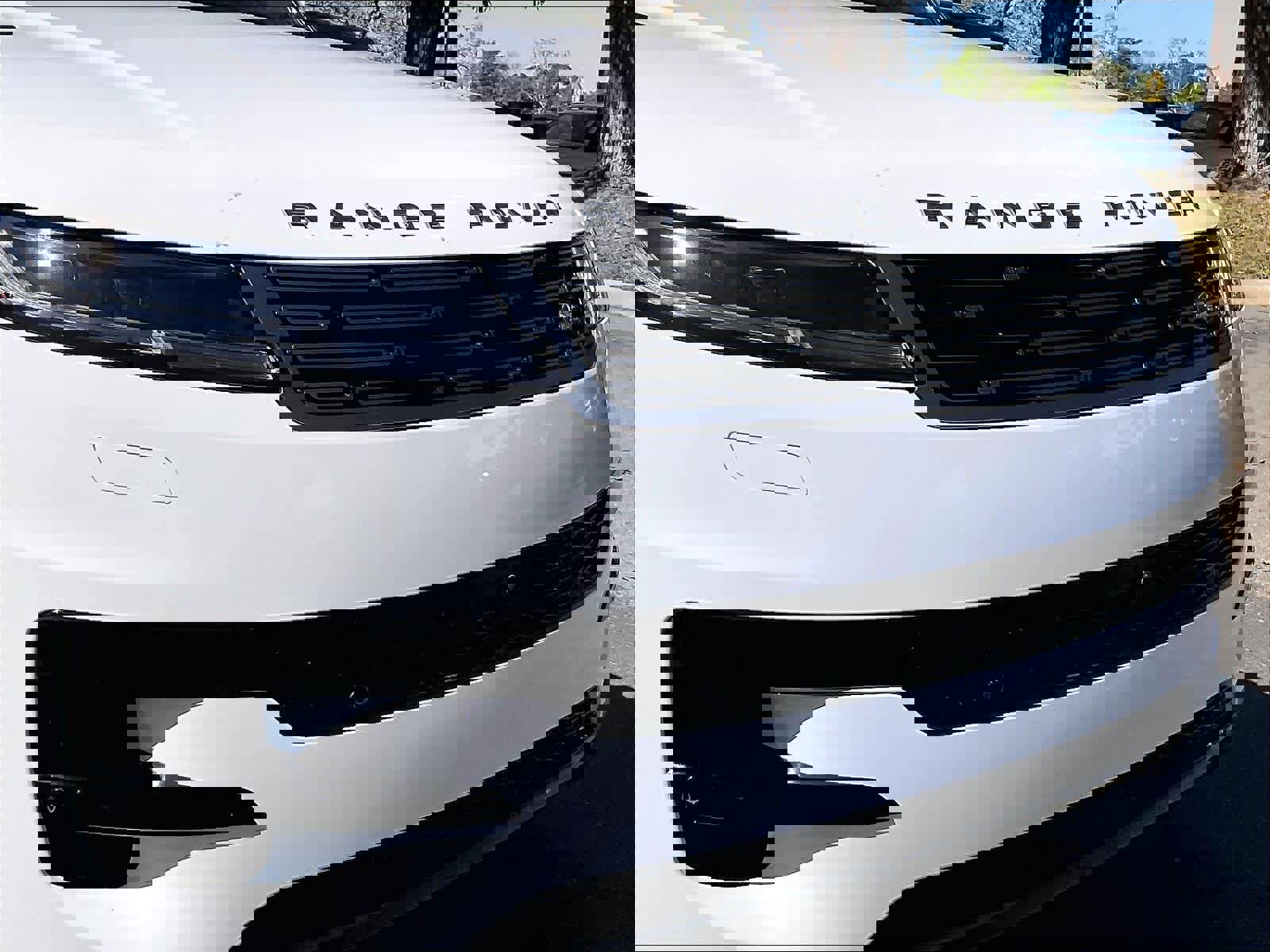 Used 2025 Land Rover Range Rover Sport S image 32