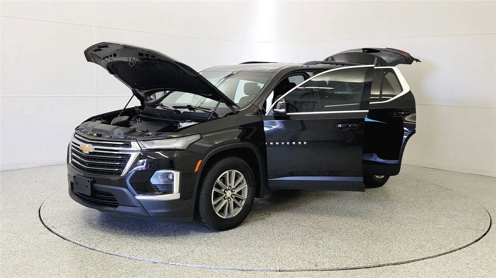 Used 2022 Chevrolet Traverse LT AWD/4WD image 10