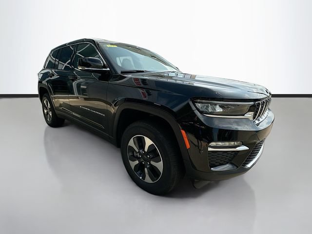 New 2025 Jeep Grand Cherokee Limited 4xe AWD/4WD image 3