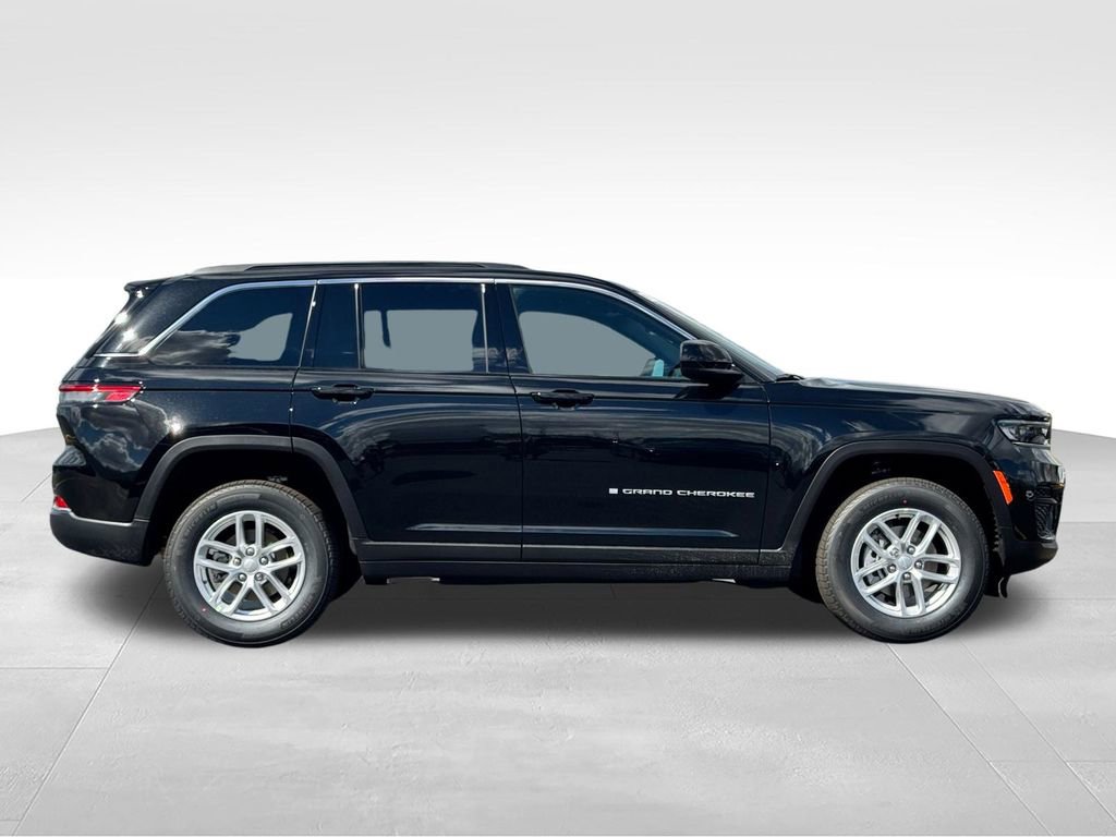 New 2026 Jeep Grand Cherokee Laredo X AWD/4WD image 8