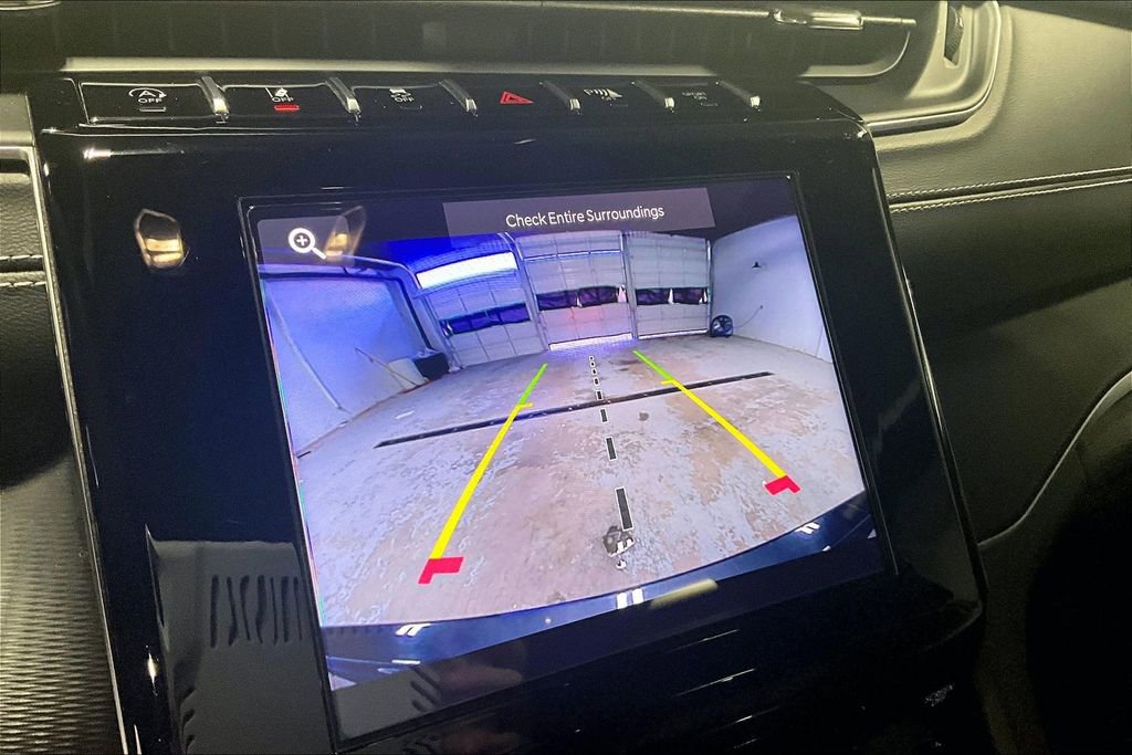 Used 2024 Jeep Grand Cherokee Laredo w/ Trailer Tow Package image 29