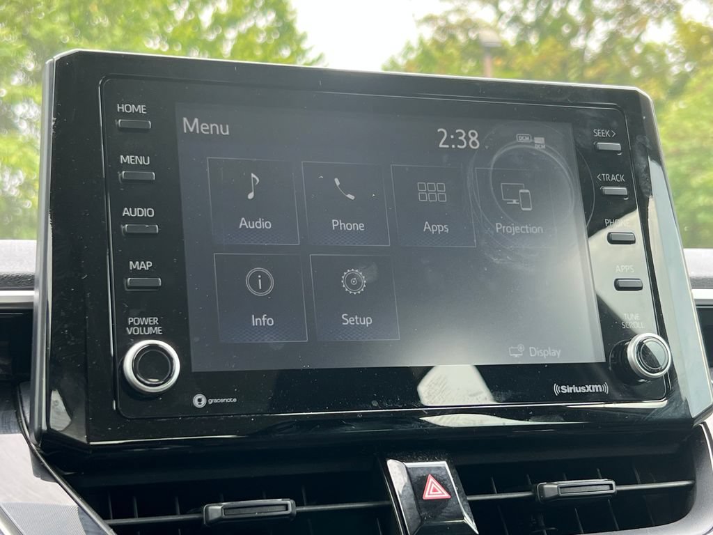 Used 2022 Toyota Corolla LE FWD image 25