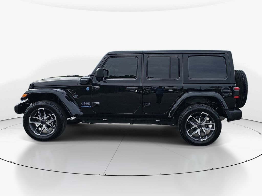 Used 2024 Jeep Wrangler Unlimited w/ Convenience Group AWD/4WD image 10