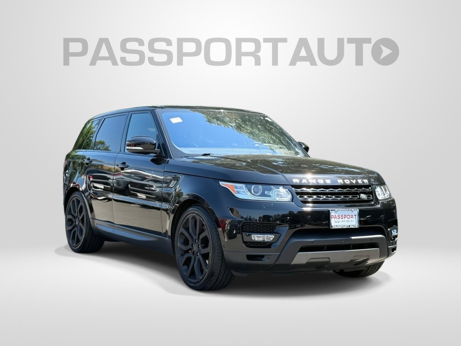 Used 2016 Land Rover Range Rover Sport Supercharged AWD/4WD image 3