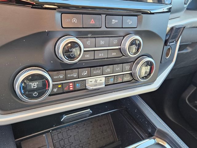 Used 2024 Ford Expedition Max XLT image 22