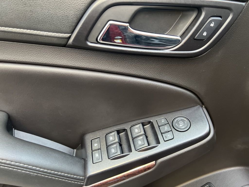 Used 2017 GMC Yukon SLT image 22