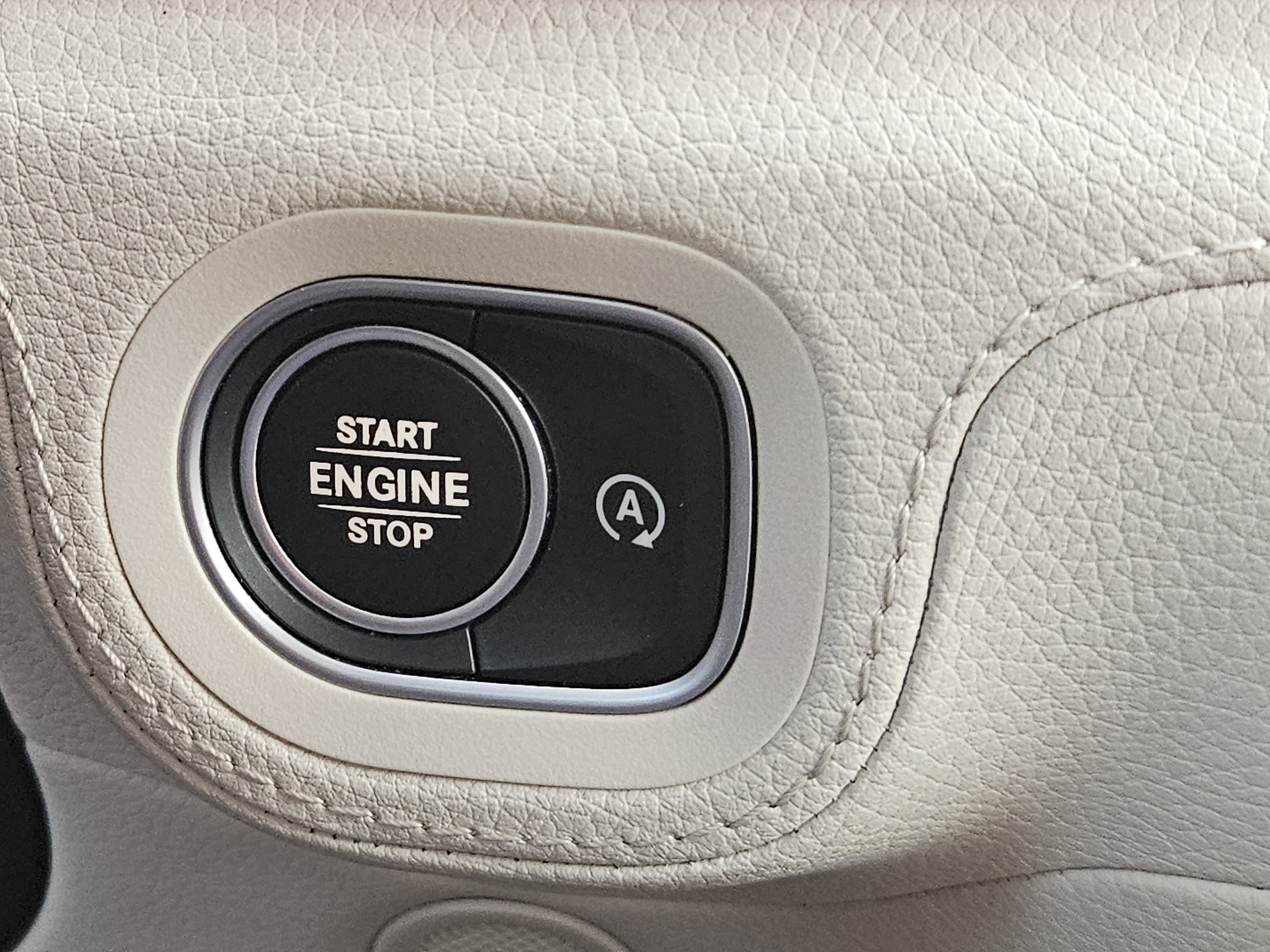 Used 2024 Mercedes-Benz GLS 450 4MATIC image 22