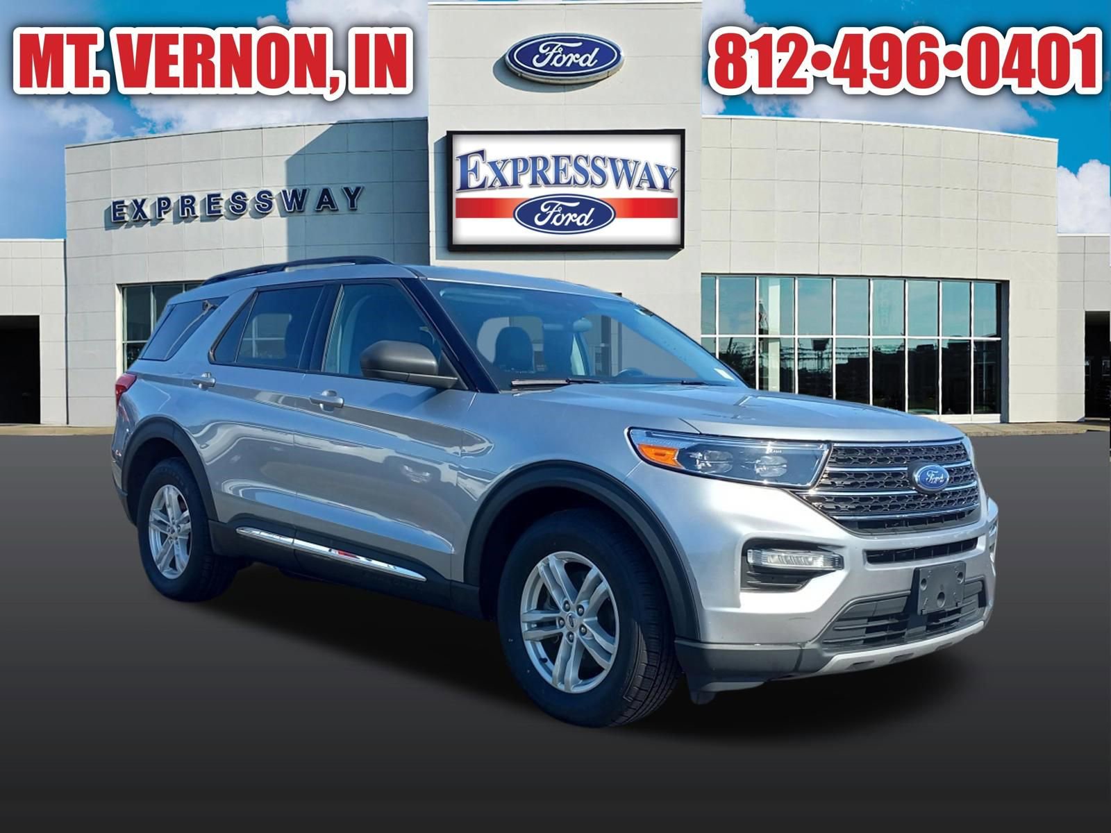 Used 2023 Ford Explorer XLT w/ Equipment Group 202A AWD/4WD image 5
