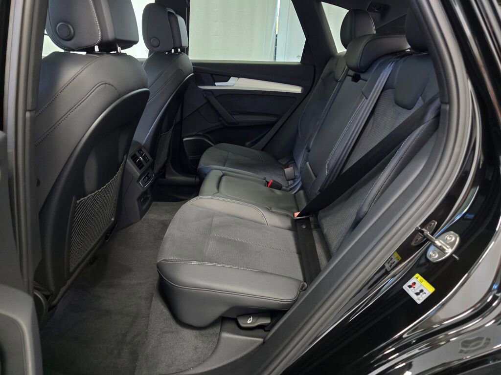 New 2025 Audi Q5 e Premium Plus image 19