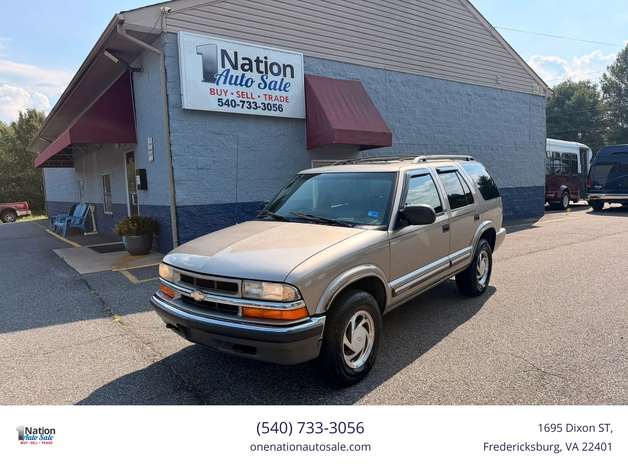 Used 2001 Chevrolet Blazer LT w/ Preferred Equipment Group AWD/4WD image 1