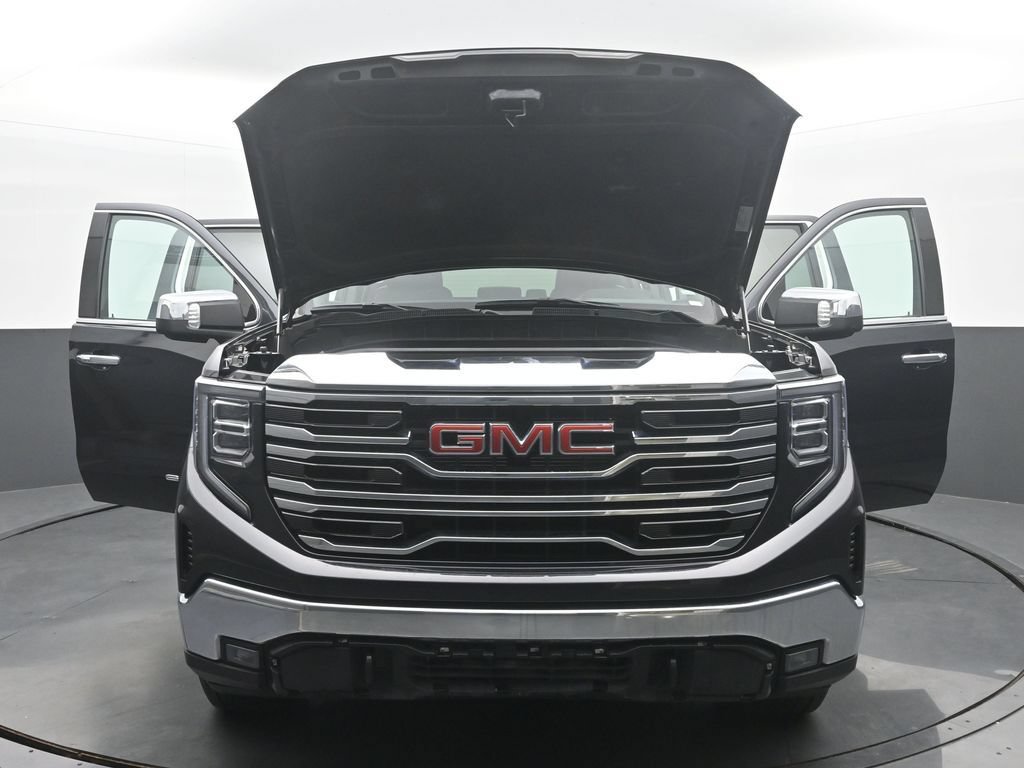 Used 2025 GMC Sierra 1500 SLT AWD/4WD image 60