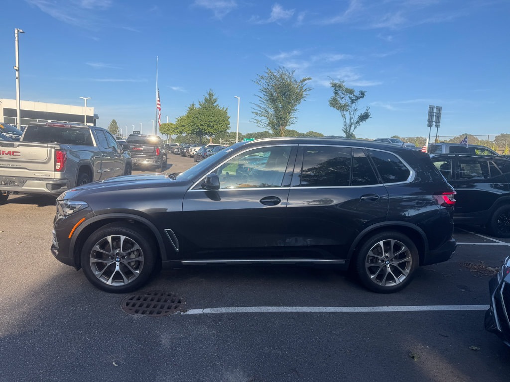 Used 2023 BMW X5 xDrive40i w/ Premium Package AWD/4WD image 6