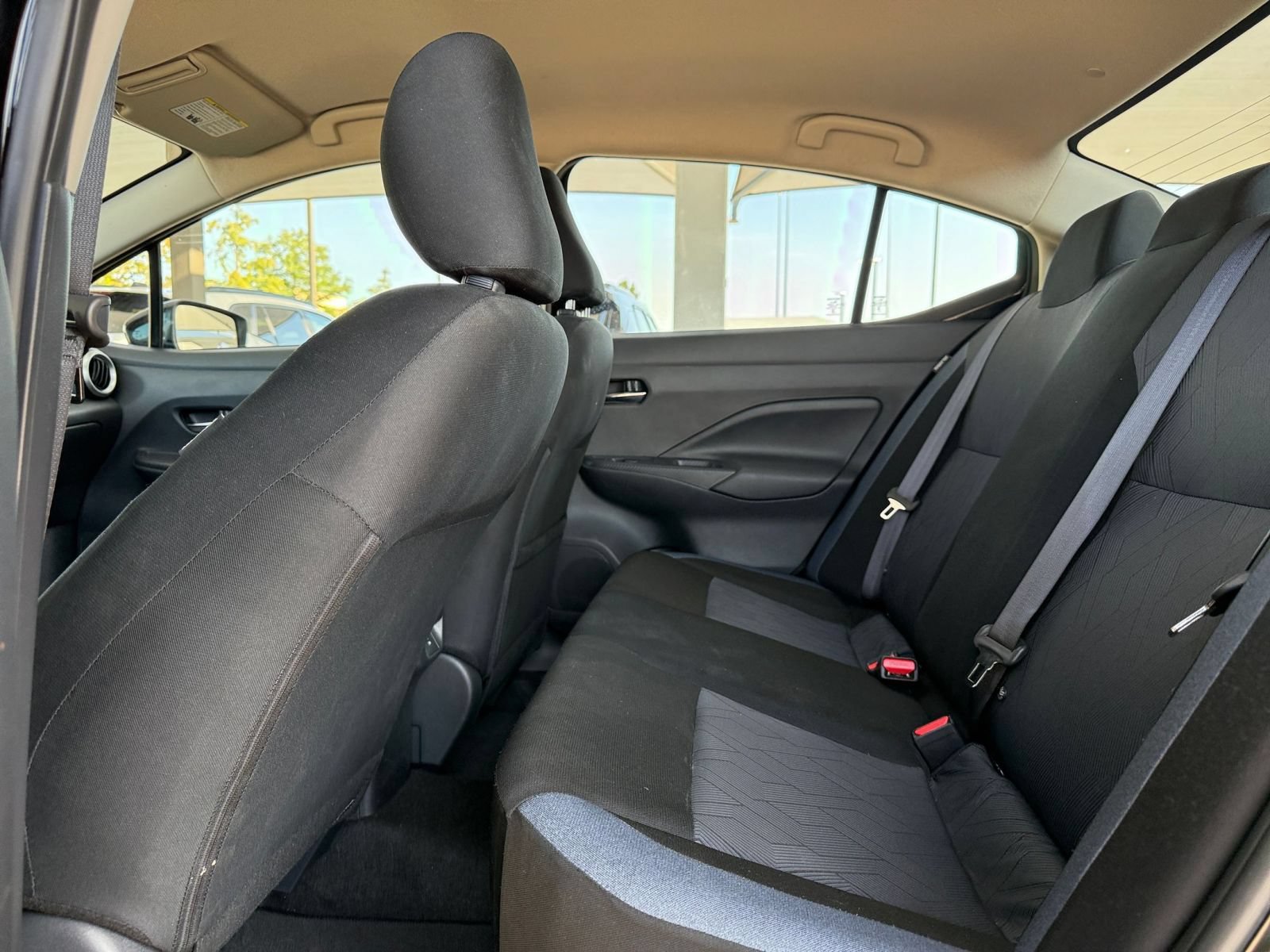 Used 2025 Nissan Versa SV FWD image 21