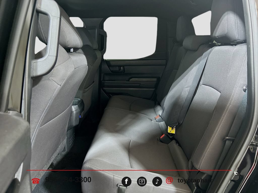 Used 2025 Toyota Tacoma SR5 AWD/4WD image 21