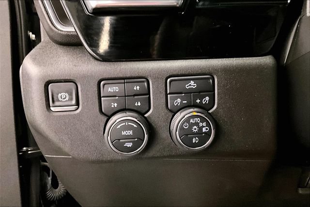 Used 2025 Chevrolet Silverado 1500 RST AWD/4WD image 38