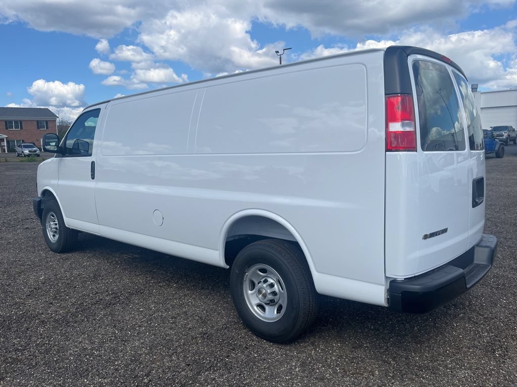 New 2025 Chevrolet Express 3500 Extended w/ Driver Convenience Package RWD image 3