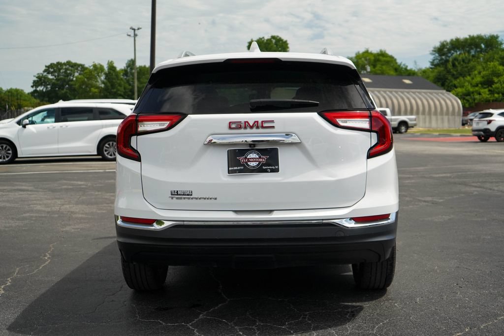 Used 2024 GMC Terrain SLT FWD image 18