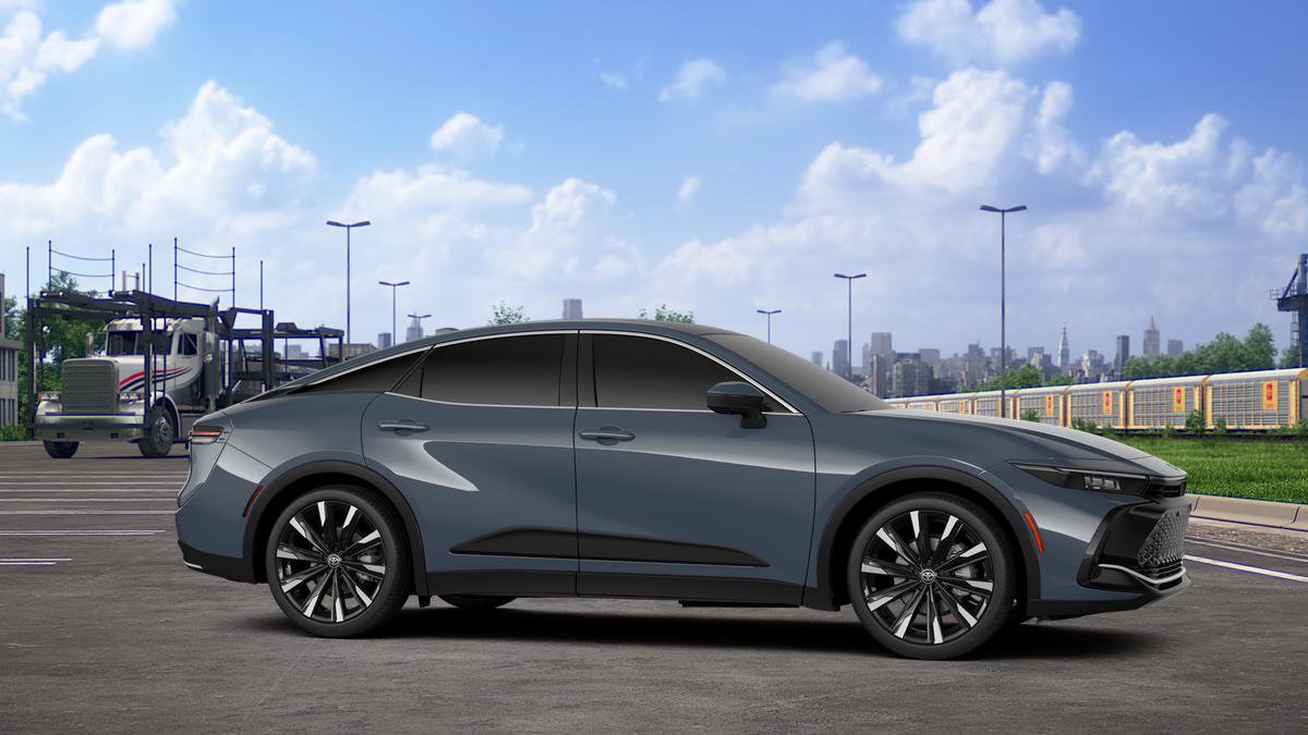 New 2026 Toyota Crown Platinum image 13