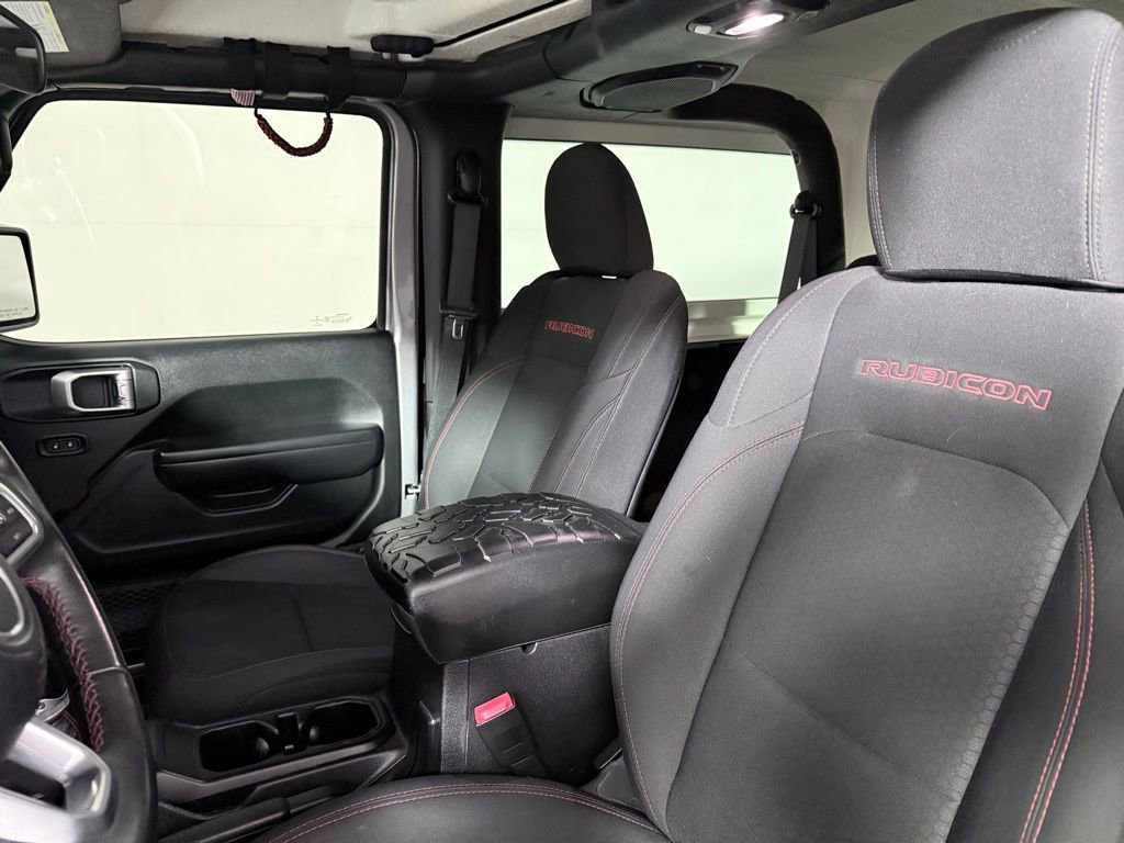 Used 2018 Jeep Wrangler Rubicon AWD/4WD image 16
