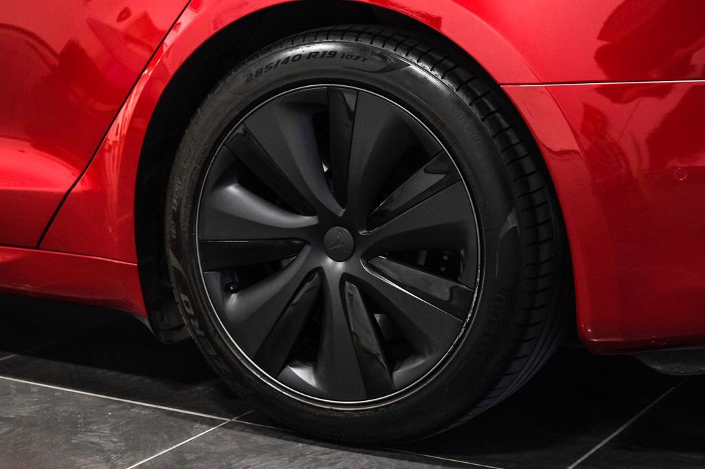 Used 2023 Tesla Model S Plaid image 59