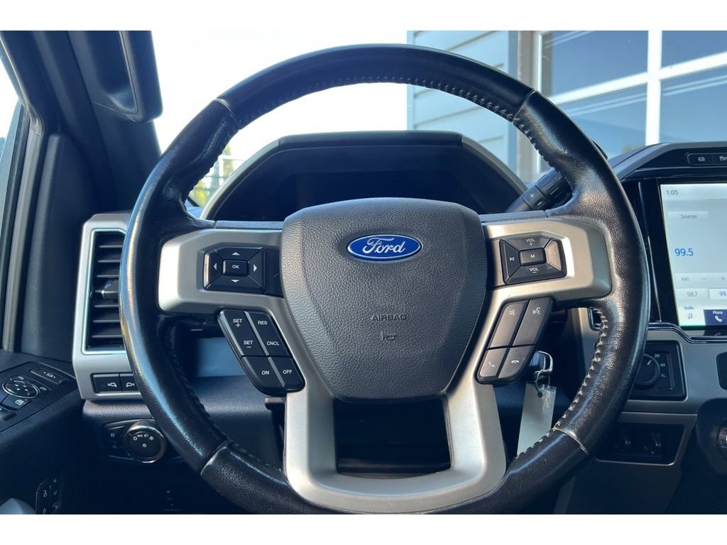 Used 2022 Ford F350 Lariat w/ Camper Package image 24