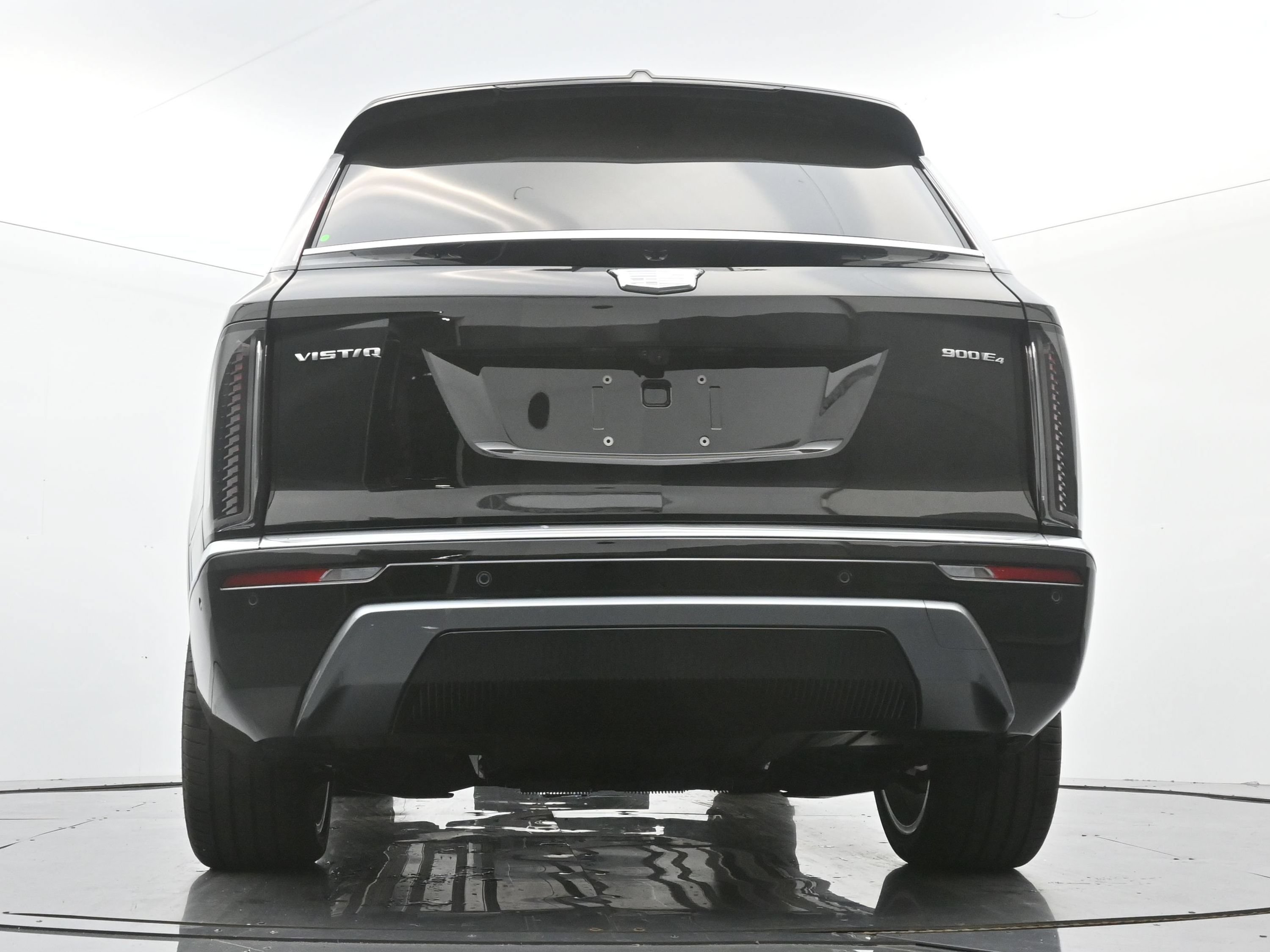 New 2026 Cadillac Vistiq Premium Luxury w/ LPO, Floor Liner Package AWD/4WD image 18