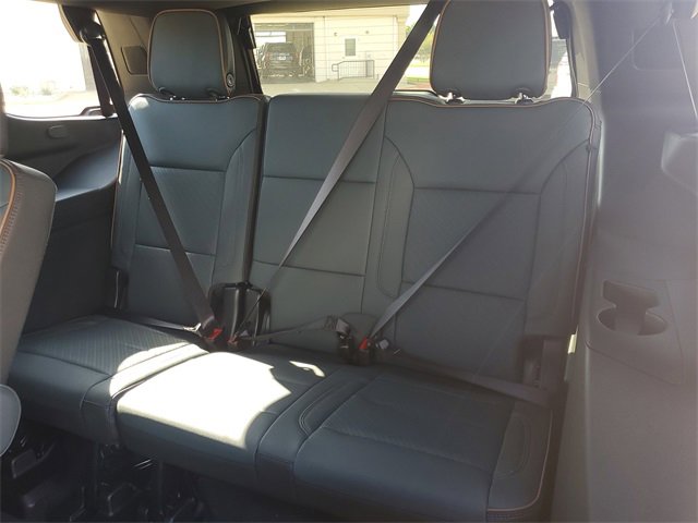 New 2026 GMC Yukon AT4 w/ AT4 Premium Plus Package image 8