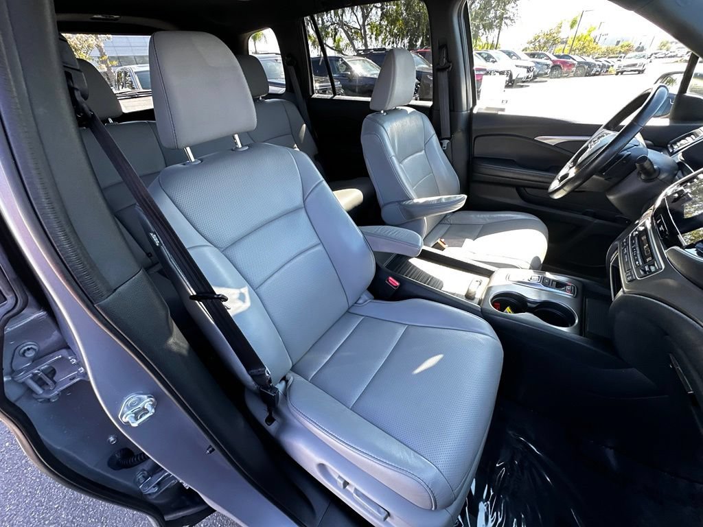 Used 2023 Honda Passport EX-L image 14